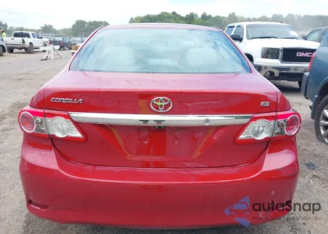 2013 Toyota Corolla Le z USA, uszkodzony, nr VIN 5YFBU4EE3DP146588